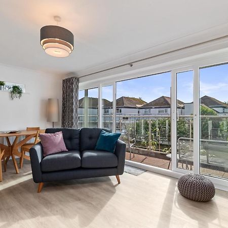 25 Coedrath Park - Sea Views From Balcony, Short Walk To Beach, Parking Saundersfoot Exterior foto