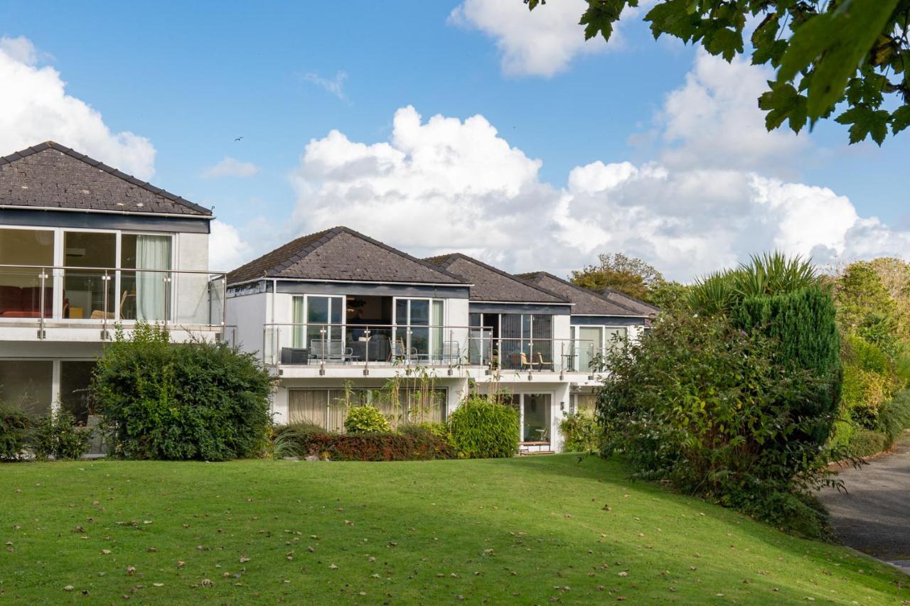 25 Coedrath Park - Sea Views From Balcony, Short Walk To Beach, Parking Saundersfoot Exterior foto